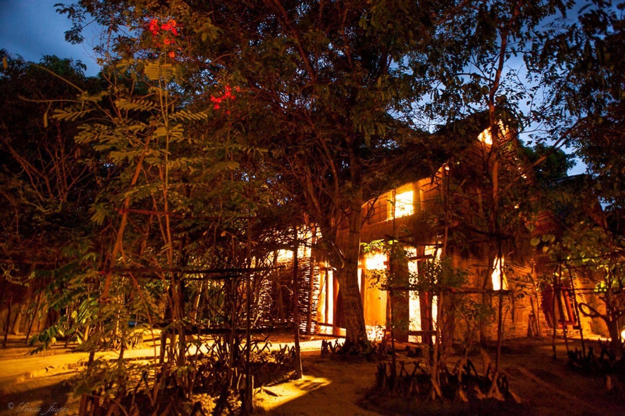 Iharana Bush Camp Hotel Antsiranana Luaran gambar